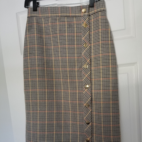 Zara Dresses & Skirts - ZARA size medium plaid pencil skirt w gold buttons